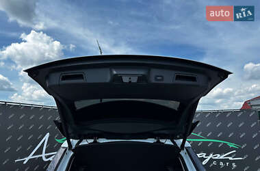 Позашляховик / Кросовер Land Rover Range Rover Evoque 2021 в 