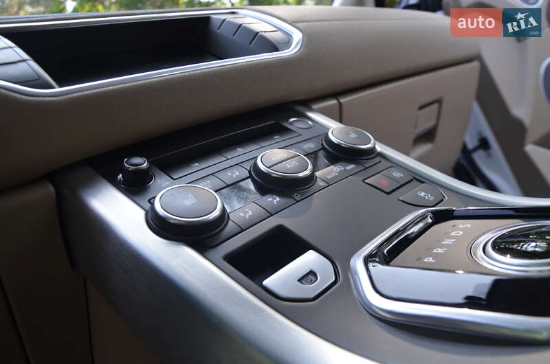Внедорожник / Кроссовер Land Rover Range Rover Evoque 2015 в Трускавце