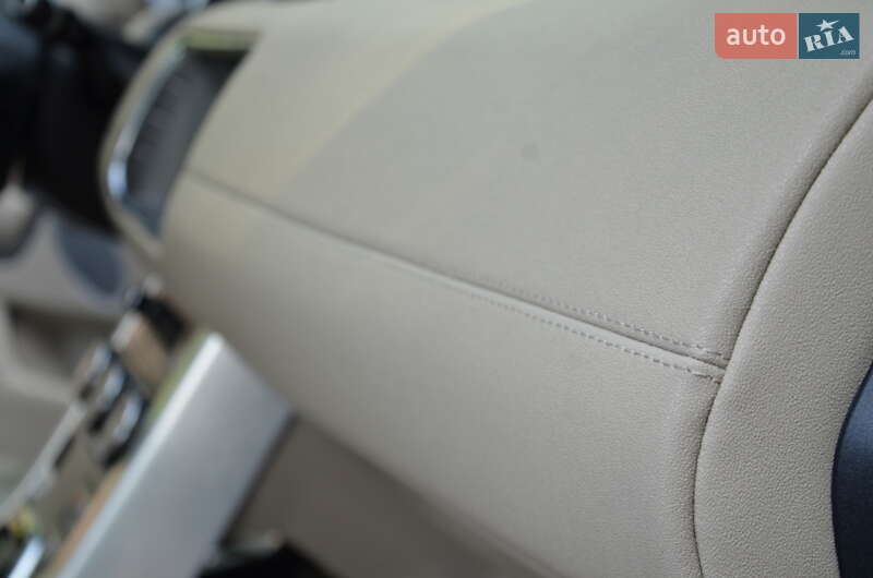 Внедорожник / Кроссовер Land Rover Range Rover Evoque 2015 в Трускавце