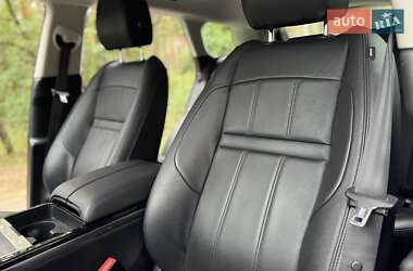 Внедорожник / Кроссовер Land Rover Range Rover Evoque 2021 в 