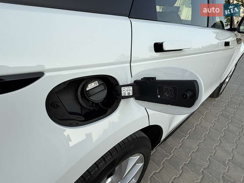 Внедорожник / Кроссовер Land Rover Range Rover Evoque 2021 в Одессе