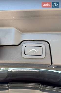 Внедорожник / Кроссовер Land Rover Range Rover Evoque 2012 в 