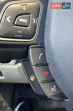 Внедорожник / Кроссовер Land Rover Range Rover Evoque 2012 в 