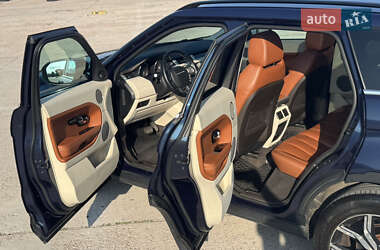Внедорожник / Кроссовер Land Rover Range Rover Evoque 2012 в 