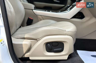 Внедорожник / Кроссовер Land Rover Range Rover Evoque 2011 в 