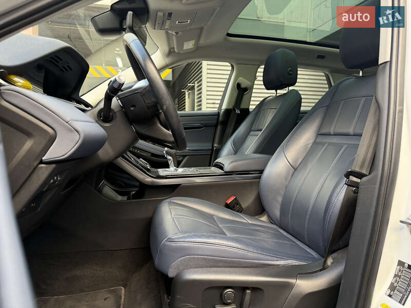 Внедорожник / Кроссовер Land Rover Range Rover Evoque 2019 в Киеве