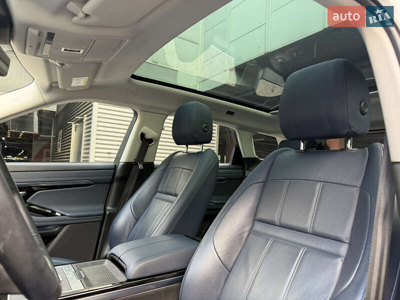 Внедорожник / Кроссовер Land Rover Range Rover Evoque 2019 в Киеве