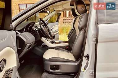 Внедорожник / Кроссовер Land Rover Range Rover Evoque 2017 в 