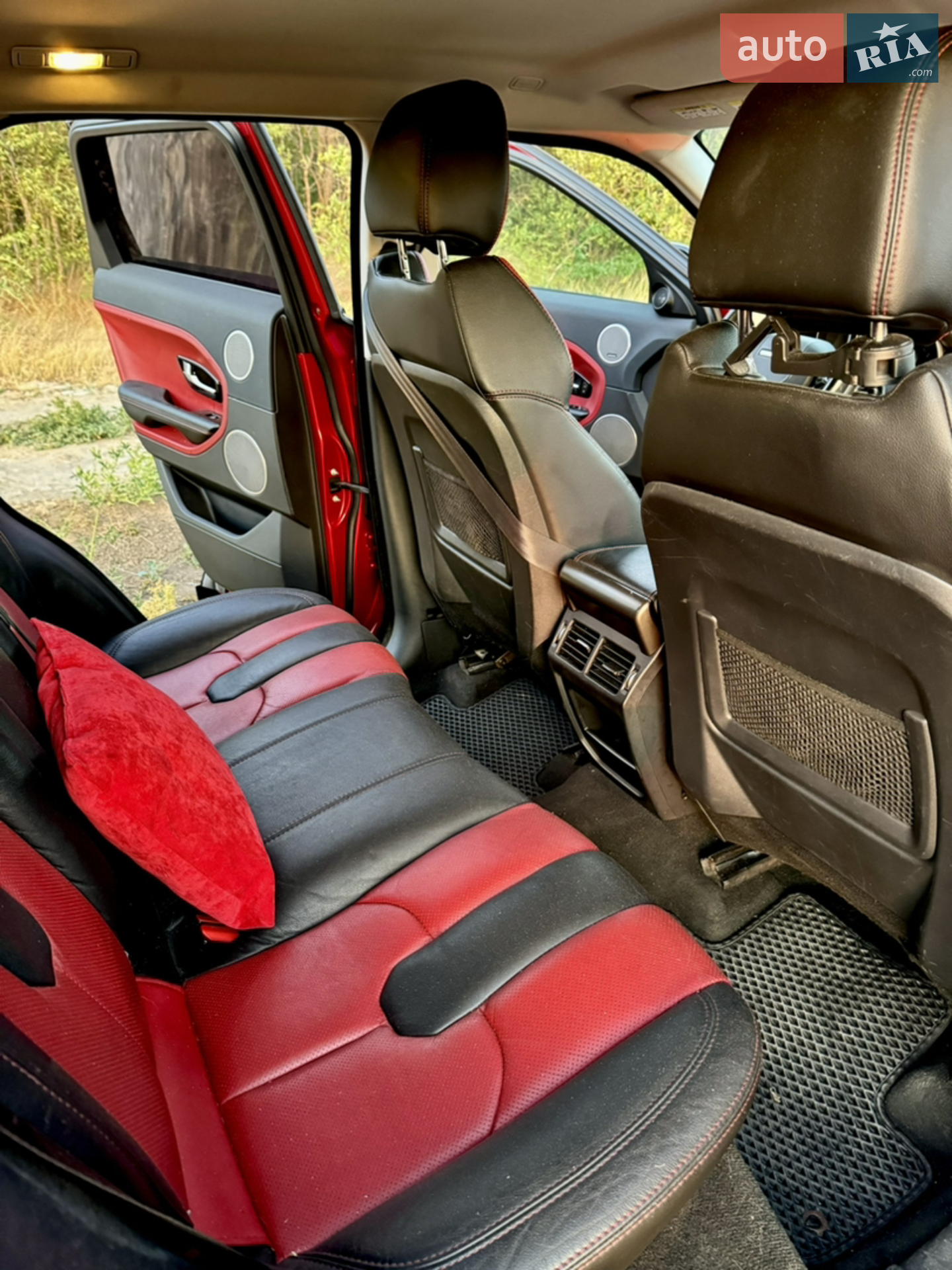 2012 Land Rover Range Rover Evoque - мініатюра 17
