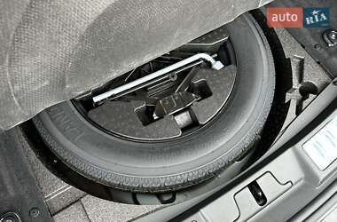 Внедорожник / Кроссовер Land Rover Range Rover Evoque 2023 в 