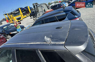 Внедорожник / Кроссовер Land Rover Range Rover Evoque 2015 в 