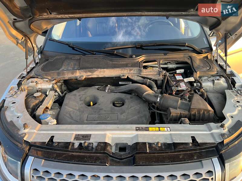 Внедорожник / Кроссовер Land Rover Range Rover Evoque 2015 в Киеве