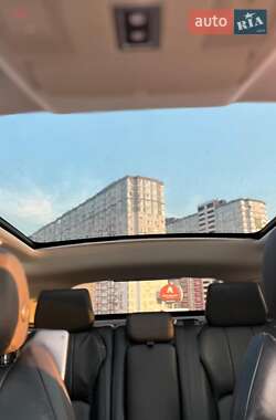 Внедорожник / Кроссовер Land Rover Range Rover Evoque 2015 в 