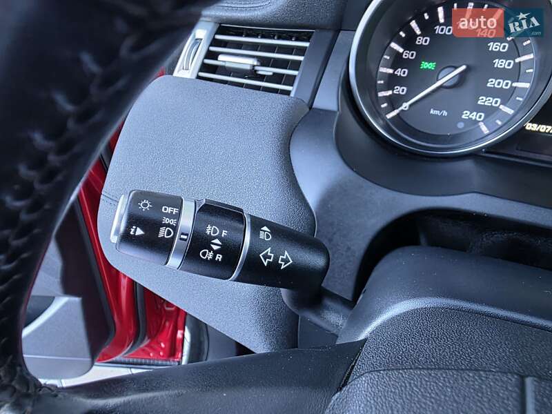 Позашляховик / Кросовер Land Rover Range Rover Evoque 2012 в Хмельницькому