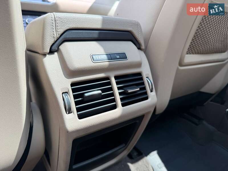 Позашляховик / Кросовер Land Rover Range Rover Evoque 2015 в Рівному
