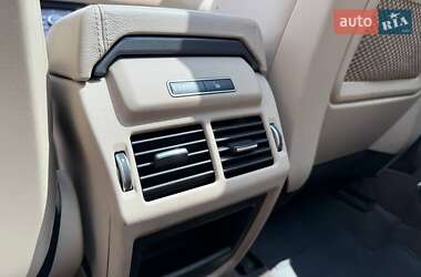 Внедорожник / Кроссовер Land Rover Range Rover Evoque 2015 в 