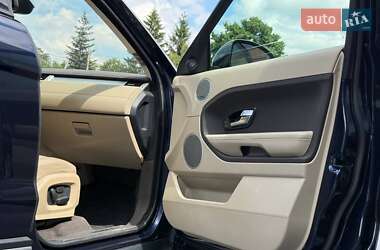Внедорожник / Кроссовер Land Rover Range Rover Evoque 2015 в 