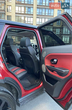 Позашляховик / Кросовер Land Rover Range Rover Evoque 2015 в 