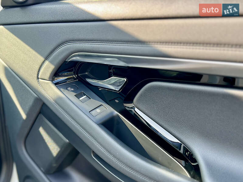 Позашляховик / Кросовер Land Rover Range Rover Evoque 2022 в Києві
