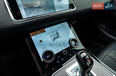Позашляховик / Кросовер Land Rover Range Rover Evoque 2021 в 