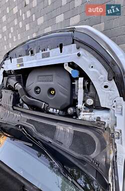 Внедорожник / Кроссовер Land Rover Range Rover Evoque 2011 в 