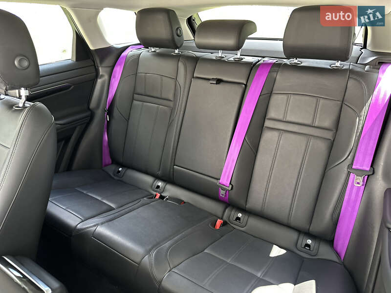 Внедорожник / Кроссовер Land Rover Range Rover Evoque 2022 в Одессе