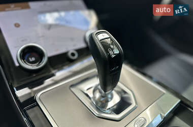 Внедорожник / Кроссовер Land Rover Range Rover Evoque 2022 в 