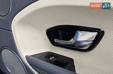 Внедорожник / Кроссовер Land Rover Range Rover Evoque 2013 в 