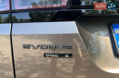 Внедорожник / Кроссовер Land Rover Range Rover Evoque 2019 в 