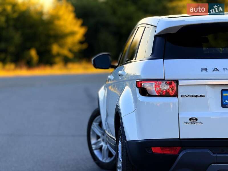 Внедорожник / Кроссовер Land Rover Range Rover Evoque 2015 в Мене фото 9 Внедорожник / Кроссовер Land Rover Range Rover Evoque 2015 в Мене