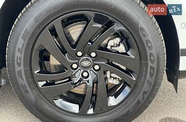 Внедорожник / Кроссовер Land Rover Range Rover Evoque 2024 в 