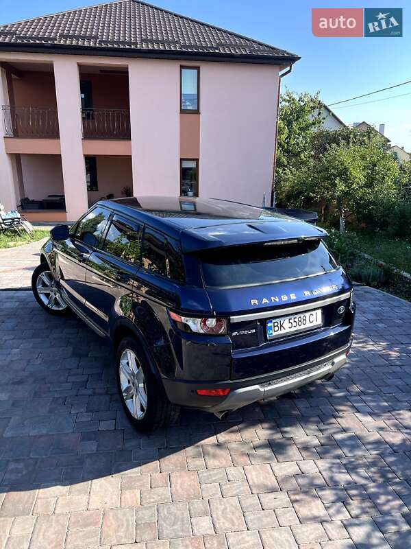 Позашляховик / Кросовер Land Rover Range Rover Evoque 2015 в Рівному