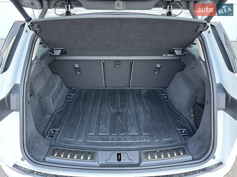 Внедорожник / Кроссовер Land Rover Range Rover Evoque 2024 в Киеве