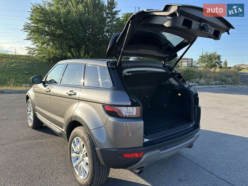 Внедорожник / Кроссовер Land Rover Range Rover Evoque 2017 в Днепре