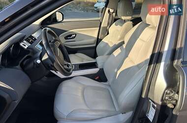 Внедорожник / Кроссовер Land Rover Range Rover Evoque 2017 в 