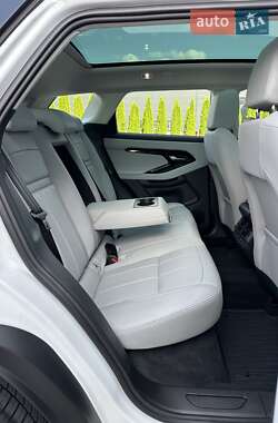 Внедорожник / Кроссовер Land Rover Range Rover Evoque 2024 в 