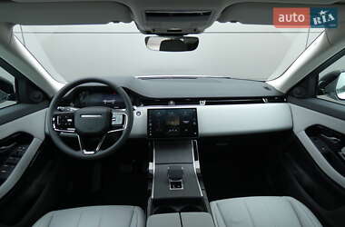 Внедорожник / Кроссовер Land Rover Range Rover Evoque 2024 в 