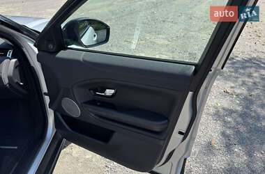 Внедорожник / Кроссовер Land Rover Range Rover Evoque 2015 в 