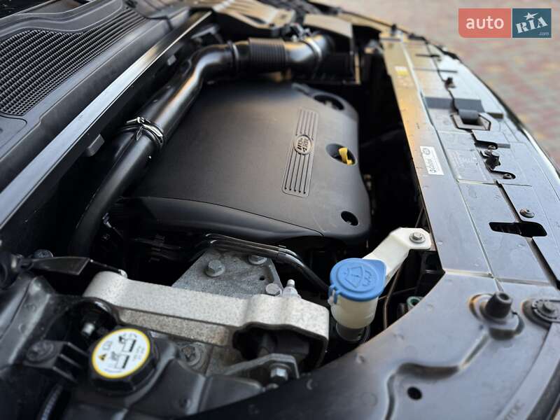 Внедорожник / Кроссовер Land Rover Range Rover Evoque 2015 в Одессе