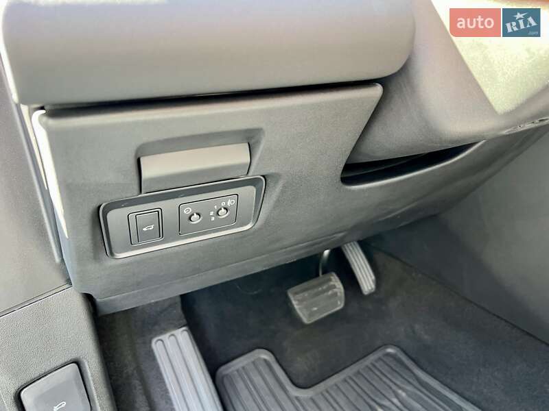 Внедорожник / Кроссовер Land Rover Range Rover Evoque 2024 в Киеве фото 18 Внедорожник / Кроссовер Land Rover Range Rover Evoque 2024 в Киеве