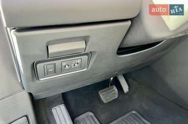 Внедорожник / Кроссовер Land Rover Range Rover Evoque 2024 в 