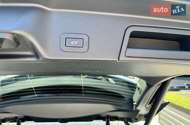Внедорожник / Кроссовер Land Rover Range Rover Evoque 2024 в 