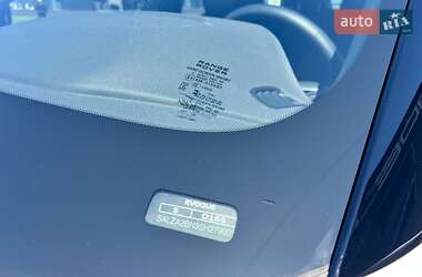 Внедорожник / Кроссовер Land Rover Range Rover Evoque 2024 в 