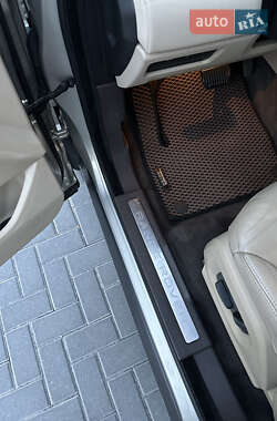 Внедорожник / Кроссовер Land Rover Range Rover Evoque 2014 в 