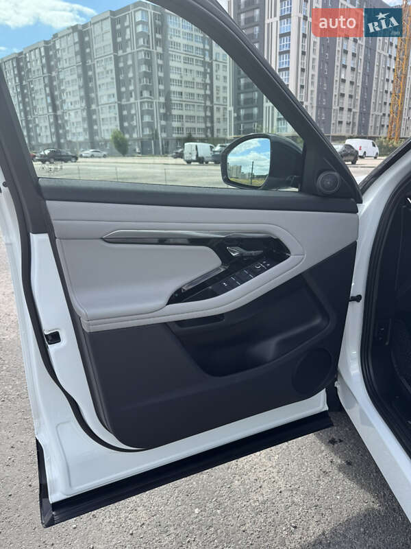 Позашляховик / Кросовер Land Rover Range Rover Evoque 2021 в Києві