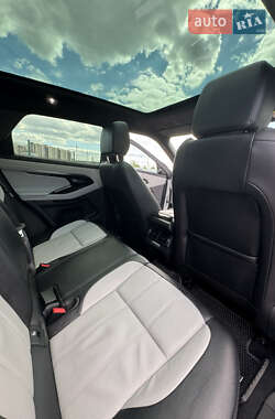 Внедорожник / Кроссовер Land Rover Range Rover Evoque 2021 в 