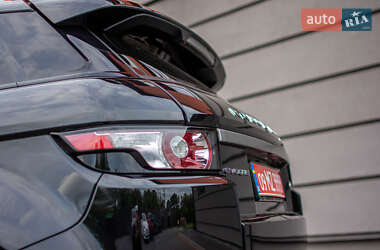 Внедорожник / Кроссовер Land Rover Range Rover Evoque 2015 в 