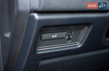 Внедорожник / Кроссовер Land Rover Range Rover Evoque 2015 в 