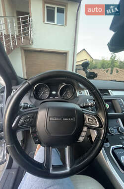 Внедорожник / Кроссовер Land Rover Range Rover Evoque 2016 в Черновцах