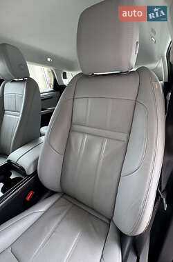 Позашляховик / Кросовер Land Rover Range Rover Evoque 2020 в 